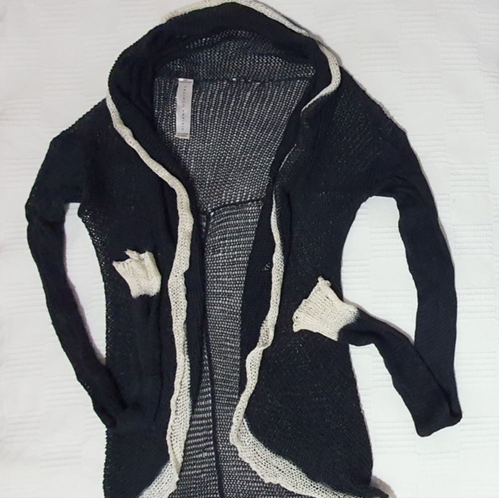 Viviana Uchitel Cardigan Navy Blue and Cream Color
